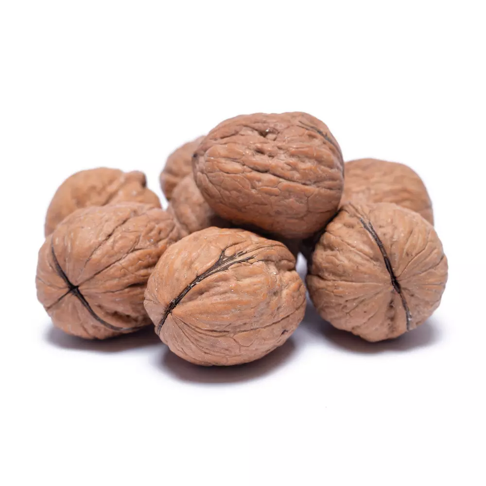 گردو خارجی با پوست